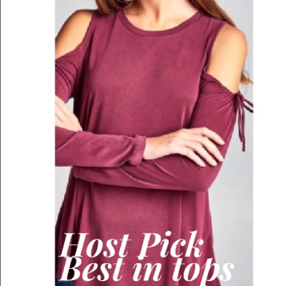 Tops - 🍉⭐️Host Pick⭐️Fabulous Cold shldr tie sleeve top